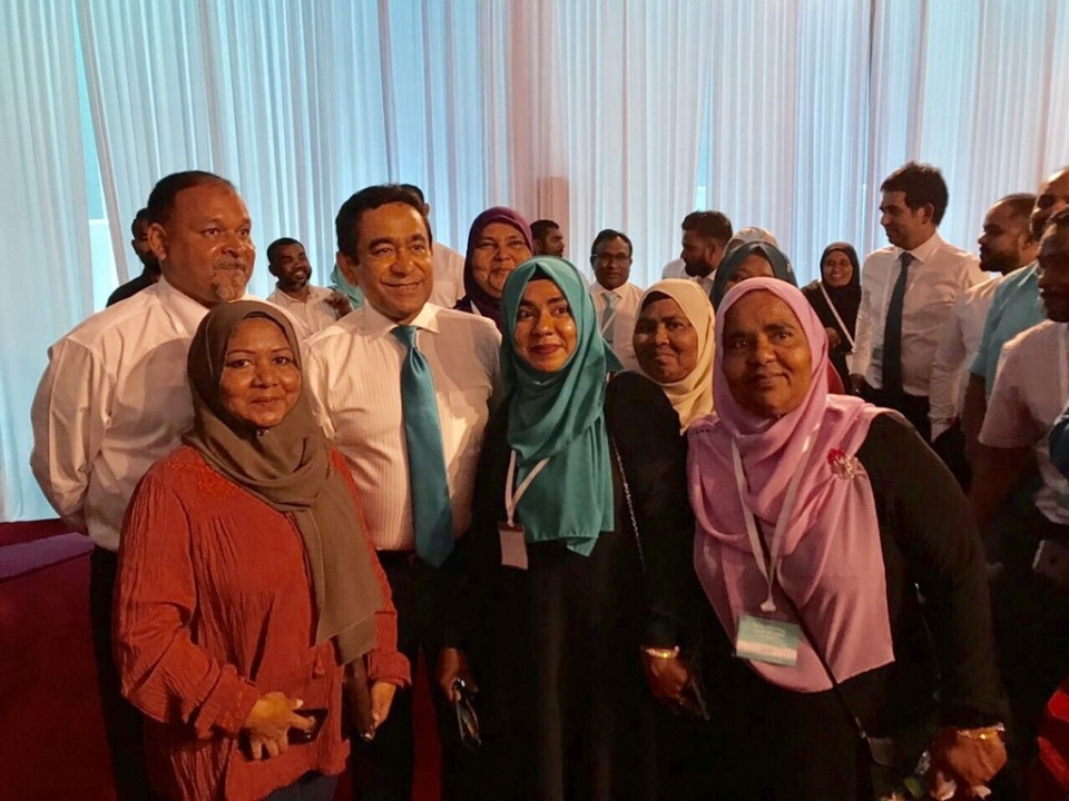 Yameen dhookollumah govaalaa silsilaa muzaaharaathakeh kuriah gendhany