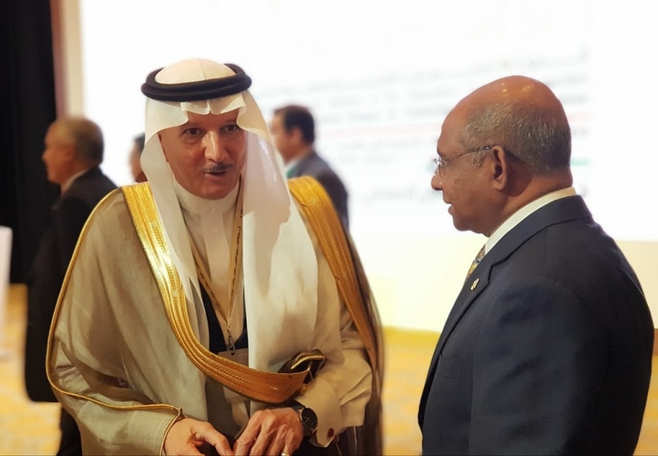 Makkah summit ge kurin baavaa foreign minister inge bahdhaluvumah Shahid furaa vadaigenfi
