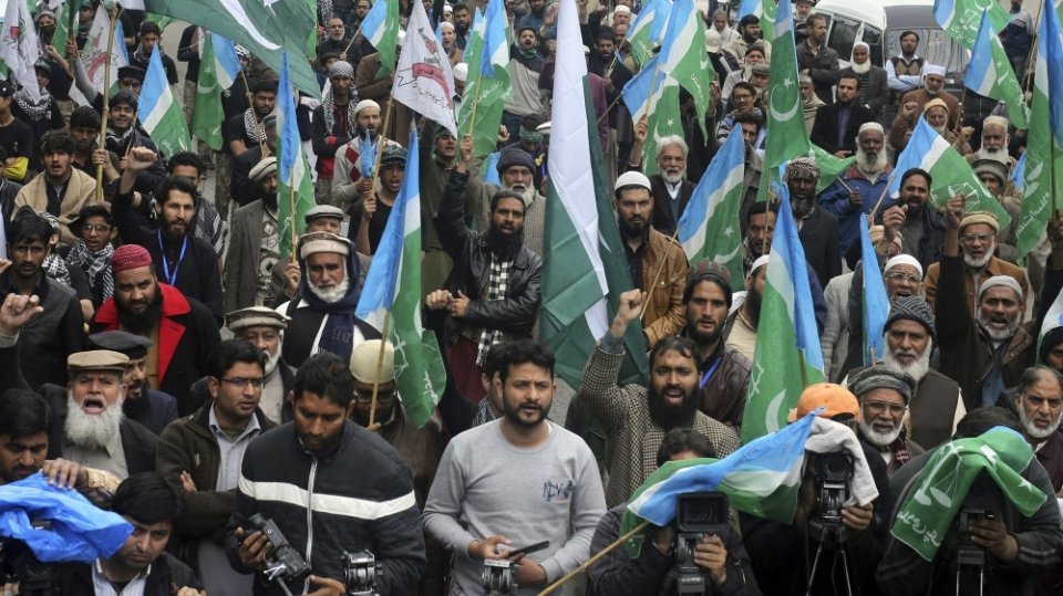 India Pakistan border gai aneikaves hamala badhalukoffi 