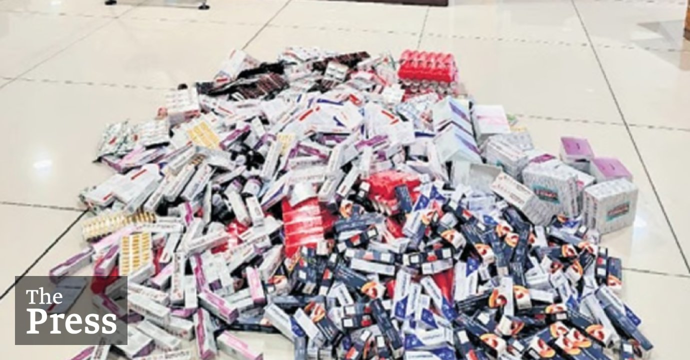 Smuggling medicine: Two locals detained in India