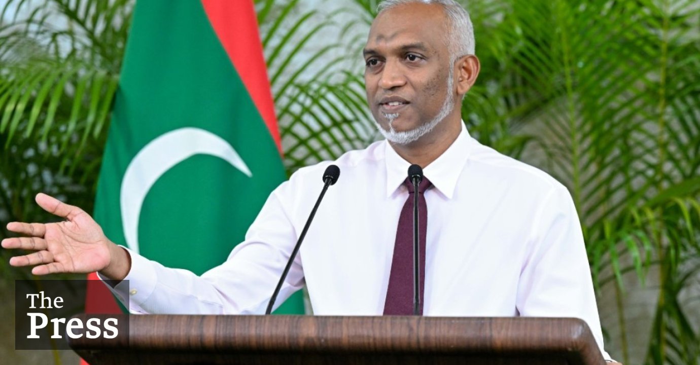 "Writers must be noble defenders of religion & nation"