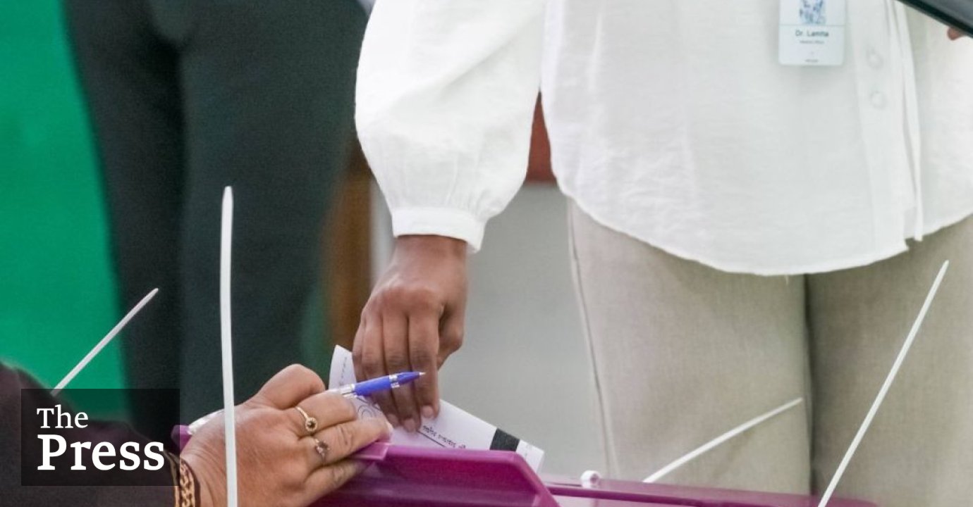 Election Day: 21 percent of voters cast their ballots before 1