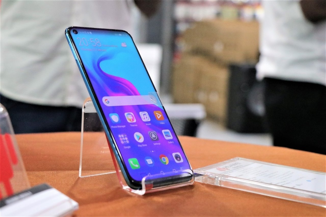 މެކްސްކޮމް އިން ނޯވާ 4 ލޯންކުރުން