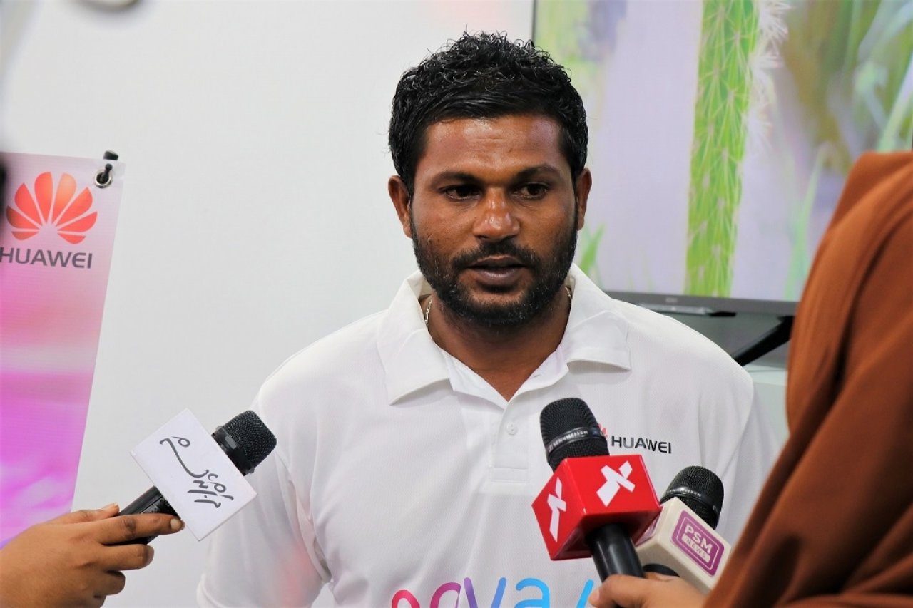 މެކްސްކޮމް އިން ނޯވާ 4 ލޯންކުރުން