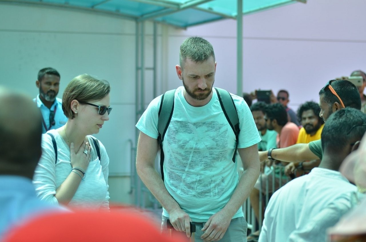 މައްސަލަ ދިމާވި މޯލްޑިވިއަންގެ ފްލައިޓް ކިއު2-118 ލޭންޑުކުރުން