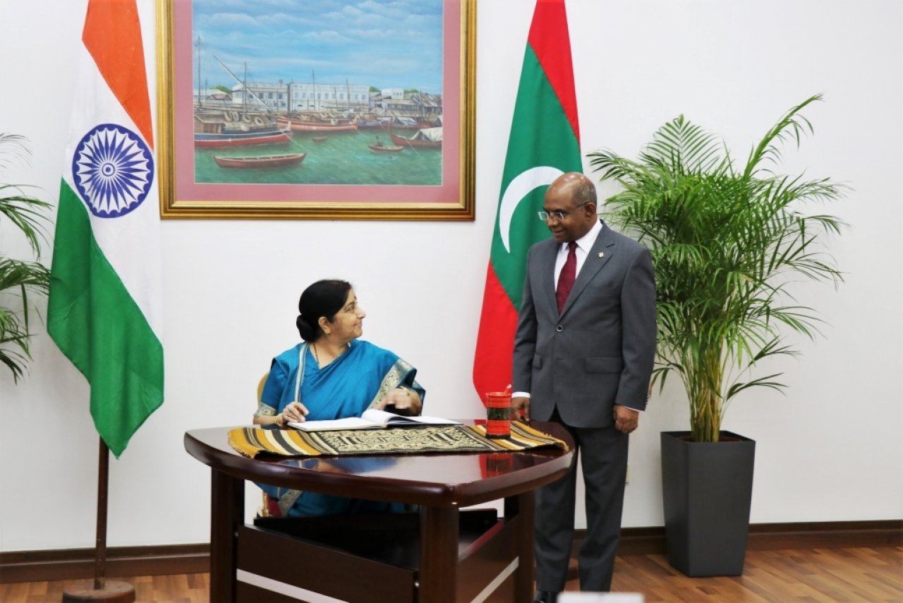 އިންޑިއާގެ ފޮރިން މިނިސްޓާ ސުޝްމާ ސްވަރާޖް ރާއްޖެއަށް ވަޑައިގަތުން