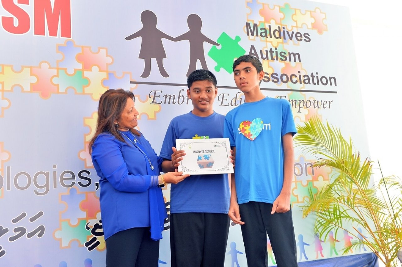 އޯޓިޒަމް ދުވަސް ފާހަގަކުރަން ބޭއްވި އާއިލީ ނާސްތާ