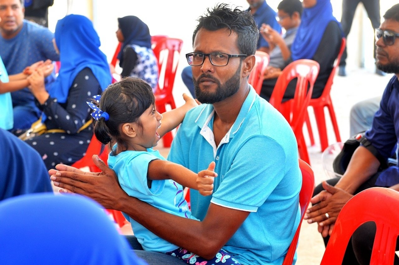 އޯޓިޒަމް ދުވަސް ފާހަގަކުރަން ބޭއްވި އާއިލީ ނާސްތާ