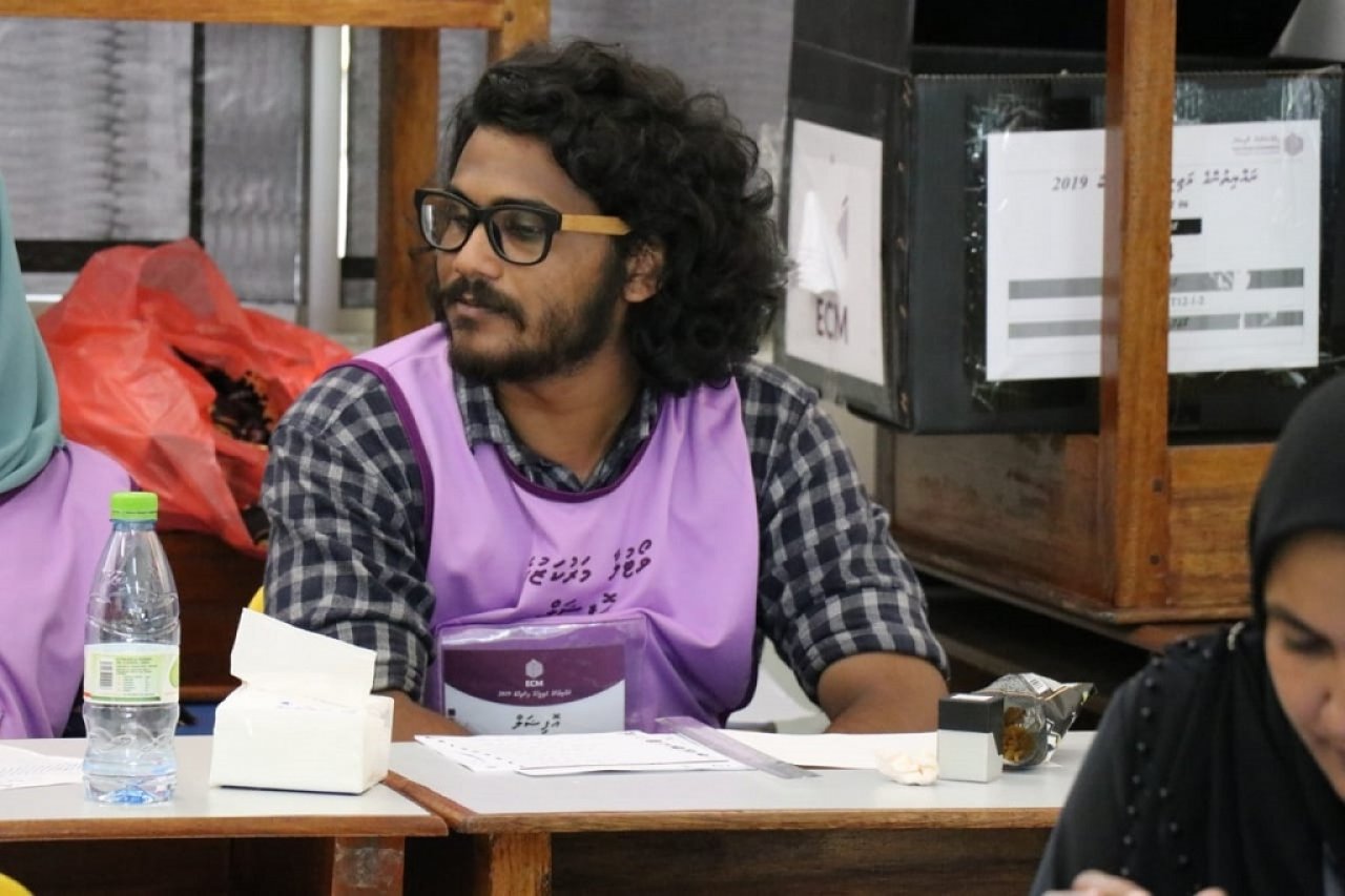 ފޮޓޯ: ރައްޔިތުންގެ މަޖިލިސް އިންތިހާބު 19