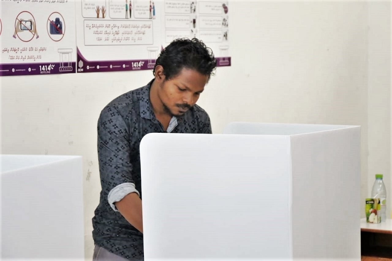 ފޮޓޯ: ރައްޔިތުންގެ މަޖިލިސް އިންތިހާބު 2019