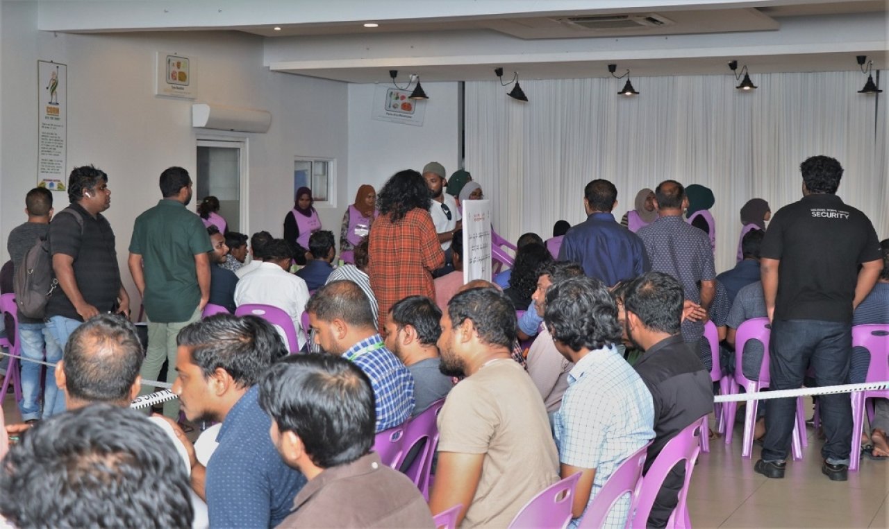 ފޮޓޯ: މަޖިލިސް އިންތިހާބުގެ ވޯޓު ގުނުން