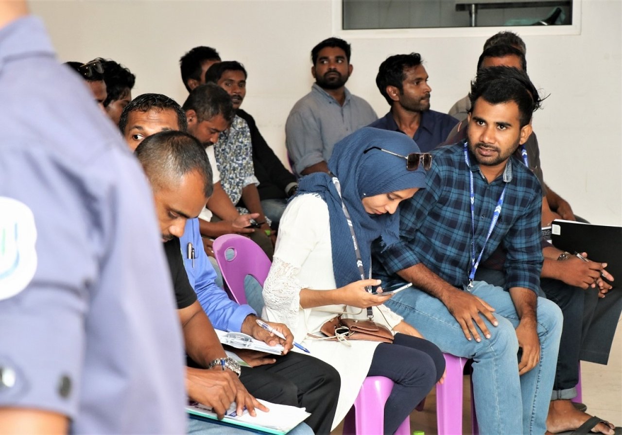 ފޮޓޯ: މަޖިލިސް އިންތިހާބުގެ ވޯޓު ގުނުން