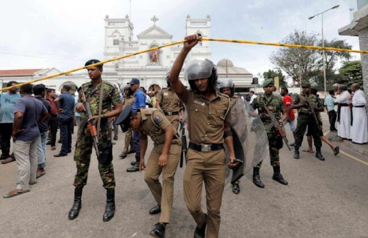 ލަންކާގެ 10 ސަރަހައްދަކަށް ދިން ބޮމުގެ ހަމަލާތައް