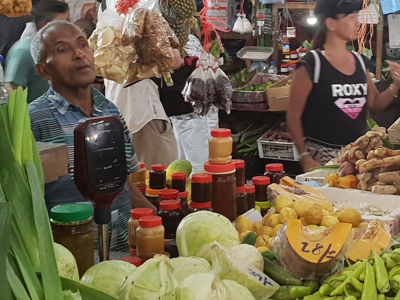 މާލޭ ލޯކަލް މާރުކޭޓު ރޯދައަށް ތައްޔާރު ވެފައި