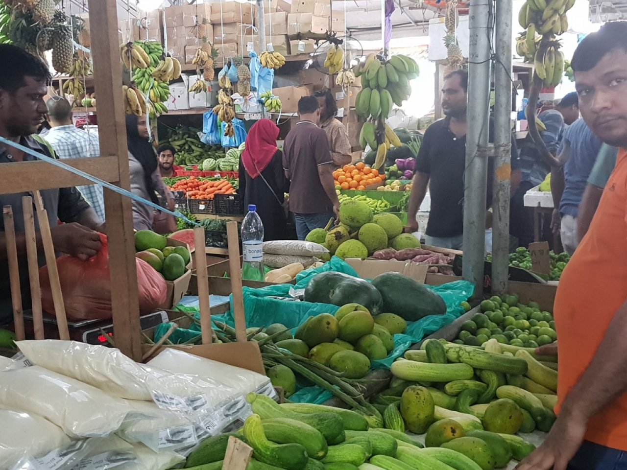 މާލޭ ލޯކަލް މާރުކޭޓު ރޯދައަށް ތައްޔާރު ވެފައި