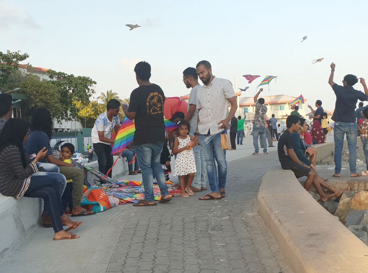 އުސް ފަސްގަނޑުގައި މަޑި އެރުވުން