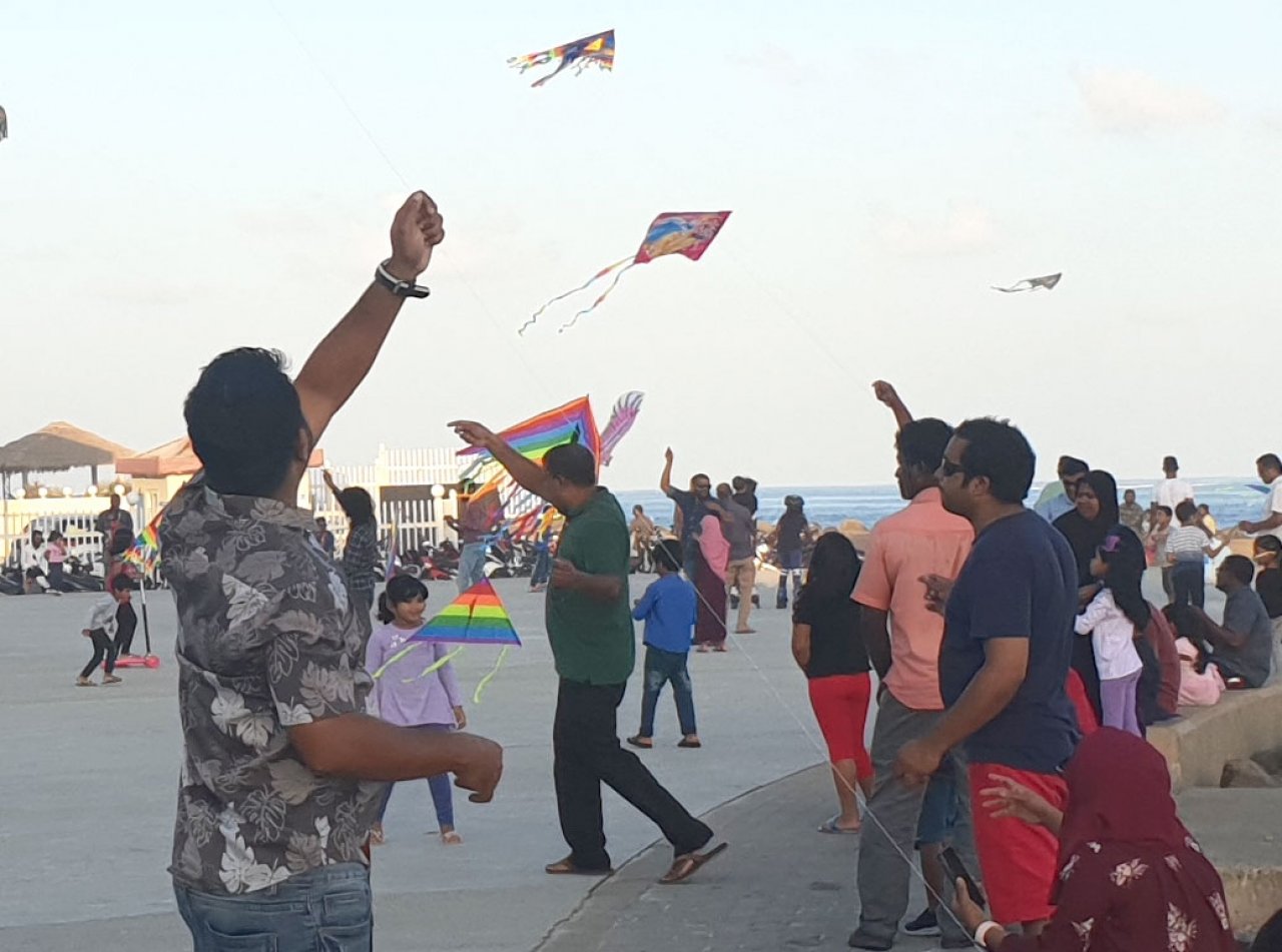 އުސް ފަސްގަނޑުގައި މަޑި އެރުވުން