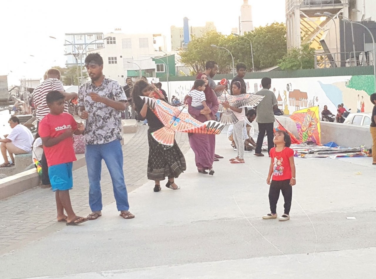 އުސް ފަސްގަނޑުގައި މަޑި އެރުވުން