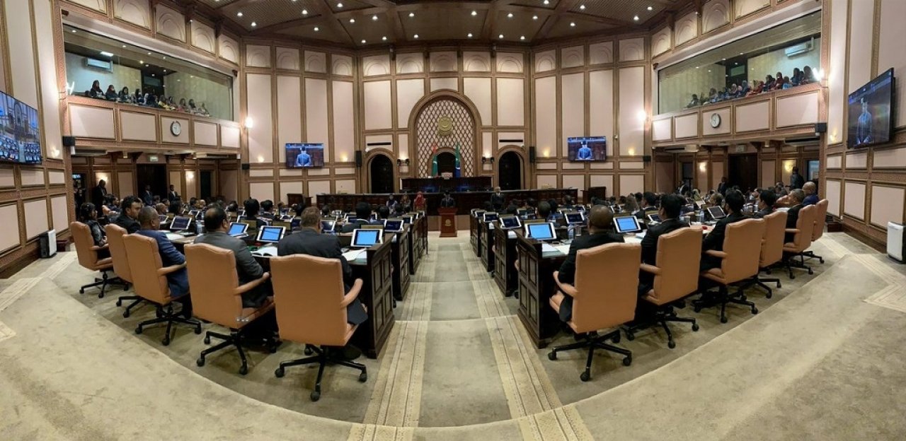 19 ވަނަ މަޖިލިސް ހުވާކުރެއްވުމާއި ފުރަތަމަ ޖަލްސާ