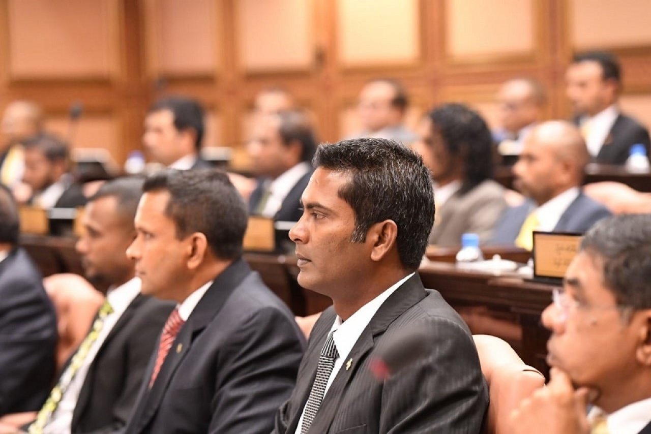 19 ވަނަ މަޖިލިސް ހުވާކުރެއްވުމާއި ފުރަތަމަ ޖަލްސާ