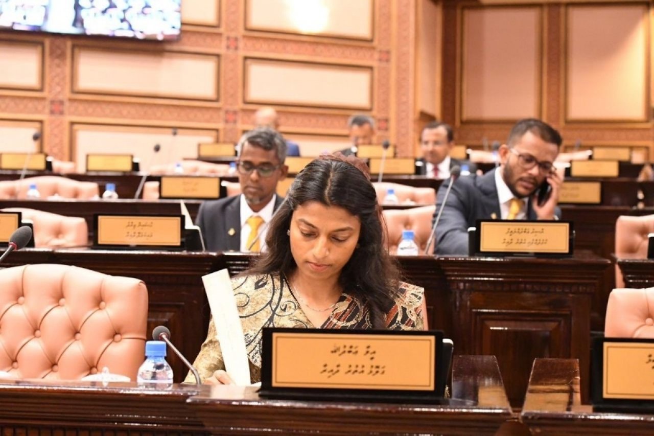 19 ވަނަ މަޖިލިސް ހުވާކުރެއްވުމާއި ފުރަތަމަ ޖަލްސާ