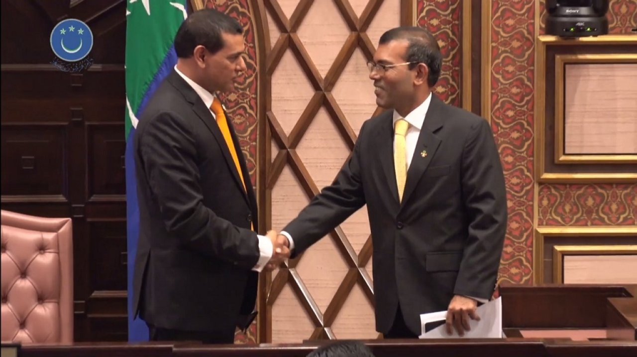 19 ވަނަ މަޖިލިސް ހުވާކުރެއްވުމާއި ފުރަތަމަ ޖަލްސާ