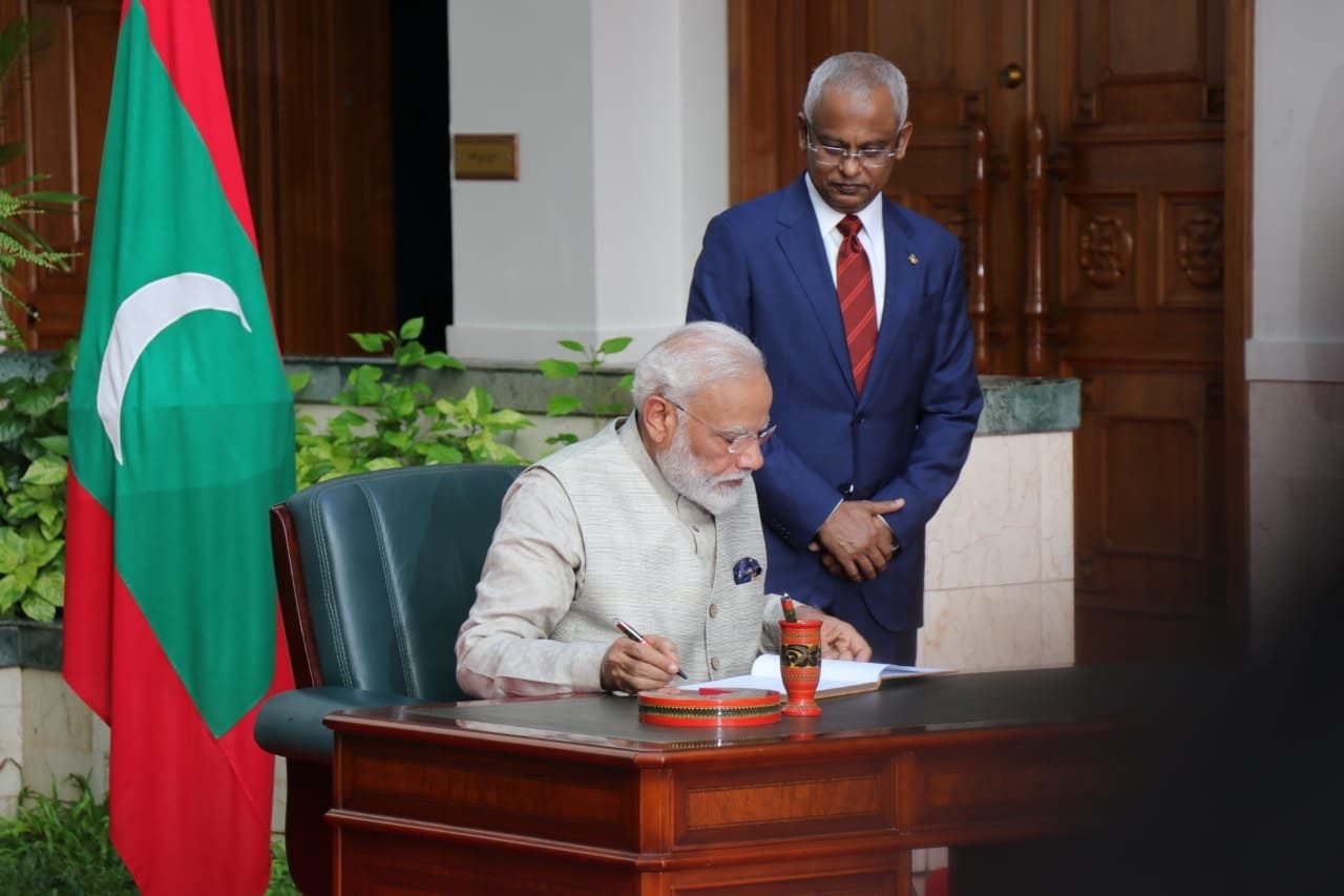 އިންޑިއާގެ ބޮޑުވަޒީރު ރާއްޖެއަށް ކުރެއްވި ފުރަމާނަ ދަތުރުފުޅު