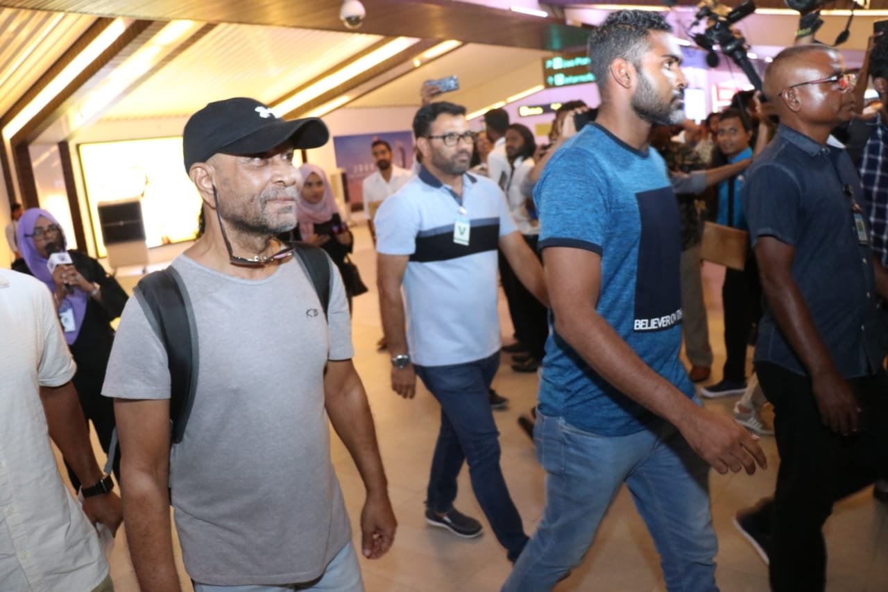 އަބްދުﷲ ލުތުފީ މާލެ ގެނައުން