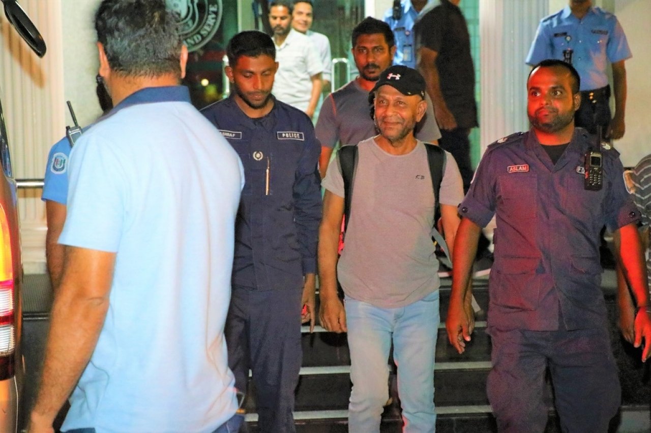 އަބްދުﷲ ލުތުފީ މާލެ ގެނައުން