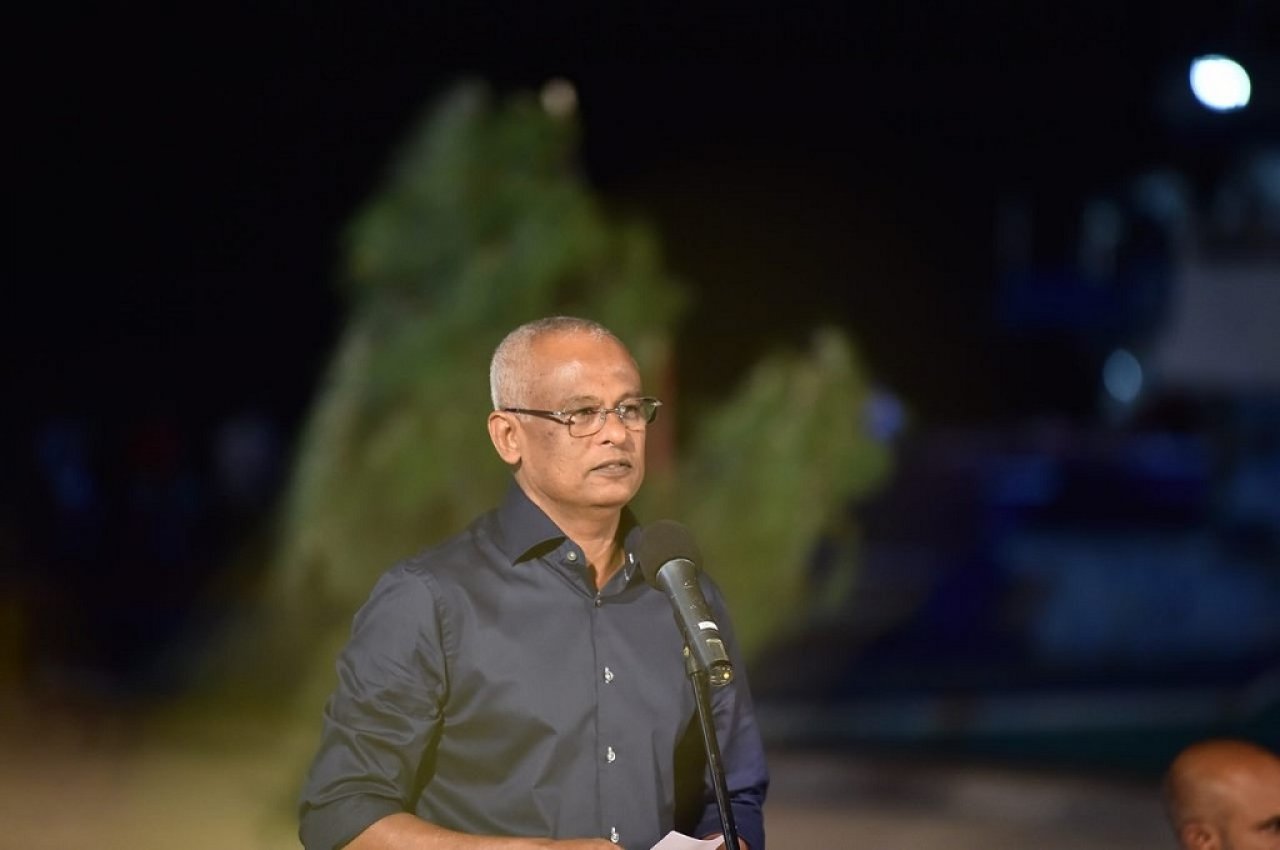 މަސްވެރިންނާއެކު ބޭއްވި ޖަޒީރާ ހޮޅުއަށި