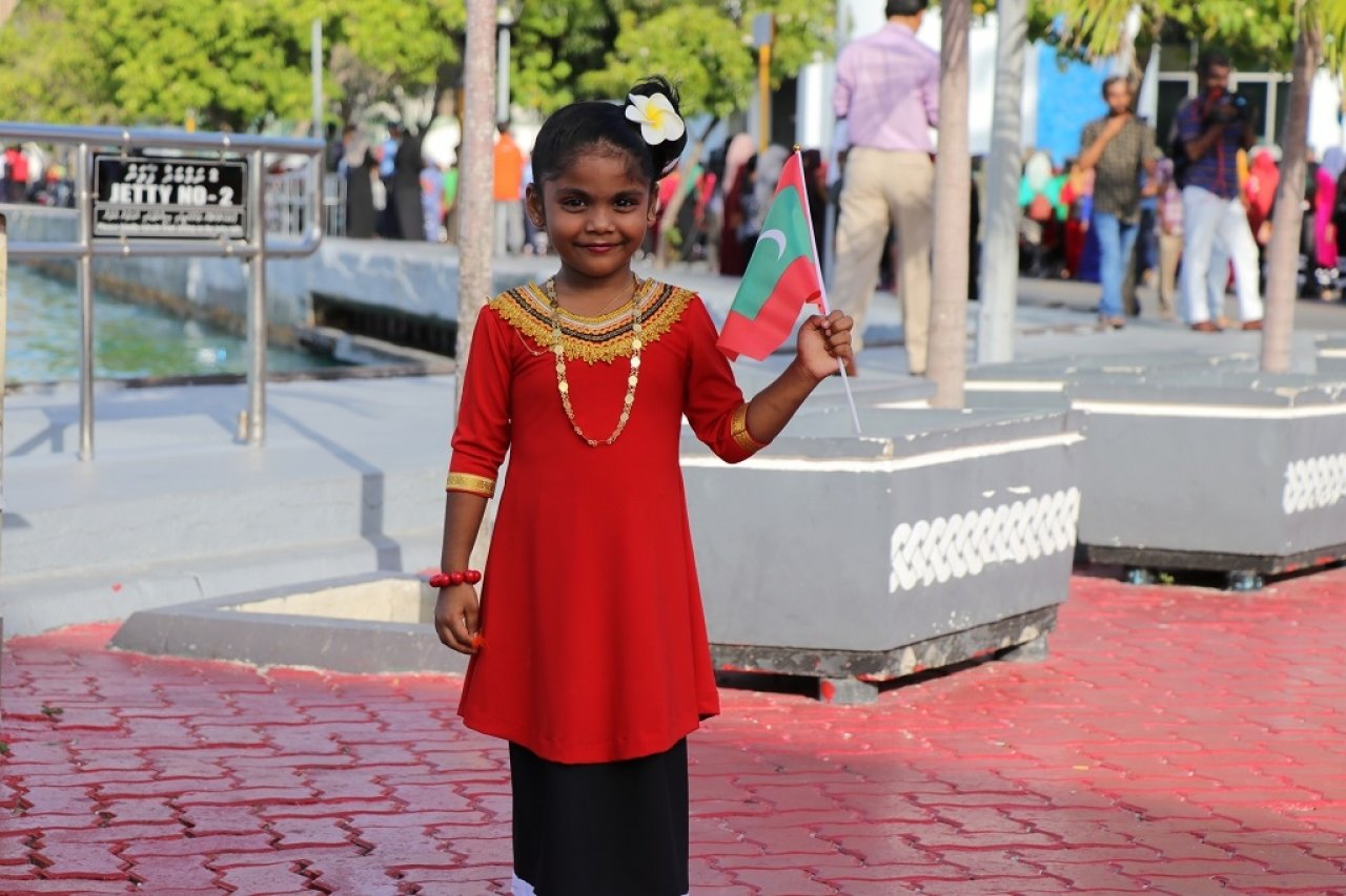 ބައިނަލްއަގްވާމީ ރަހްމަތްތެރިންގެ ދުވަސް ފާހަގަ ކުރުން