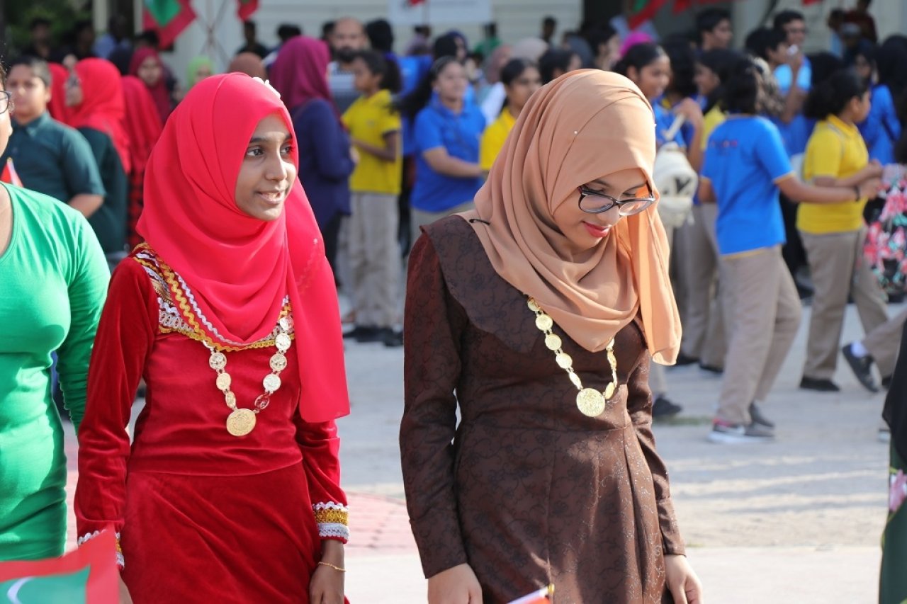 ބައިނަލްއަގްވާމީ ރަހްމަތްތެރިންގެ ދުވަސް ފާހަގަ ކުރުން