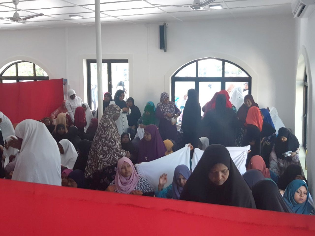 ބޮޑު އީދު ރާއްޖޭގެ ކަންކޮޅުތަކުން