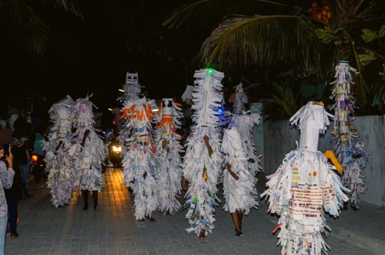 އަޟްހާ އީދު ރ. މީދޫ އިން: ވަރަށް ވެސް ތަފާތު