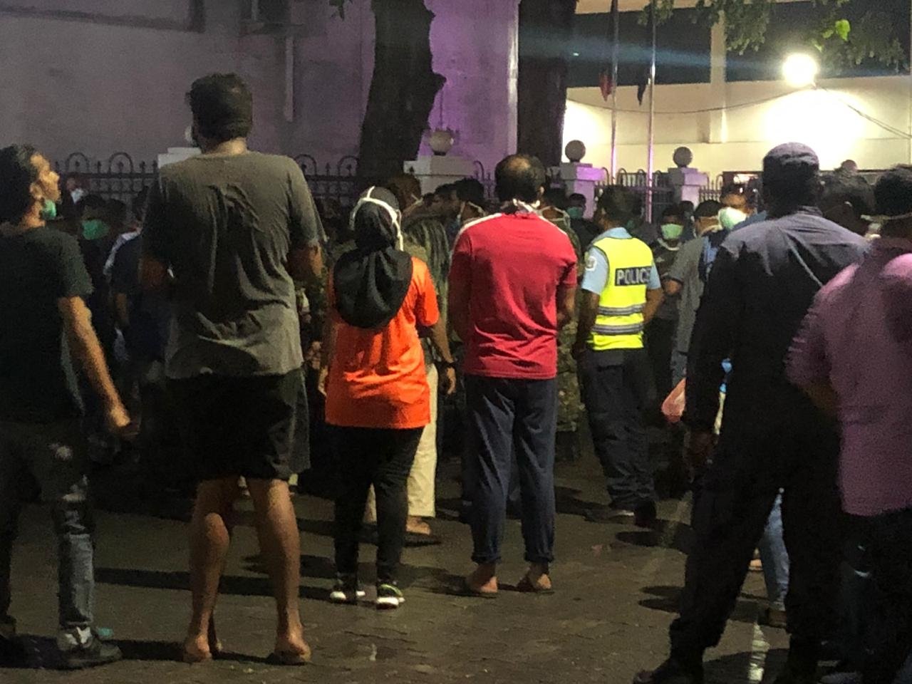 ހެންވޭރުގައި ހިނގި ބޮޑު އަލިފާނުގެ ހާދިސާ