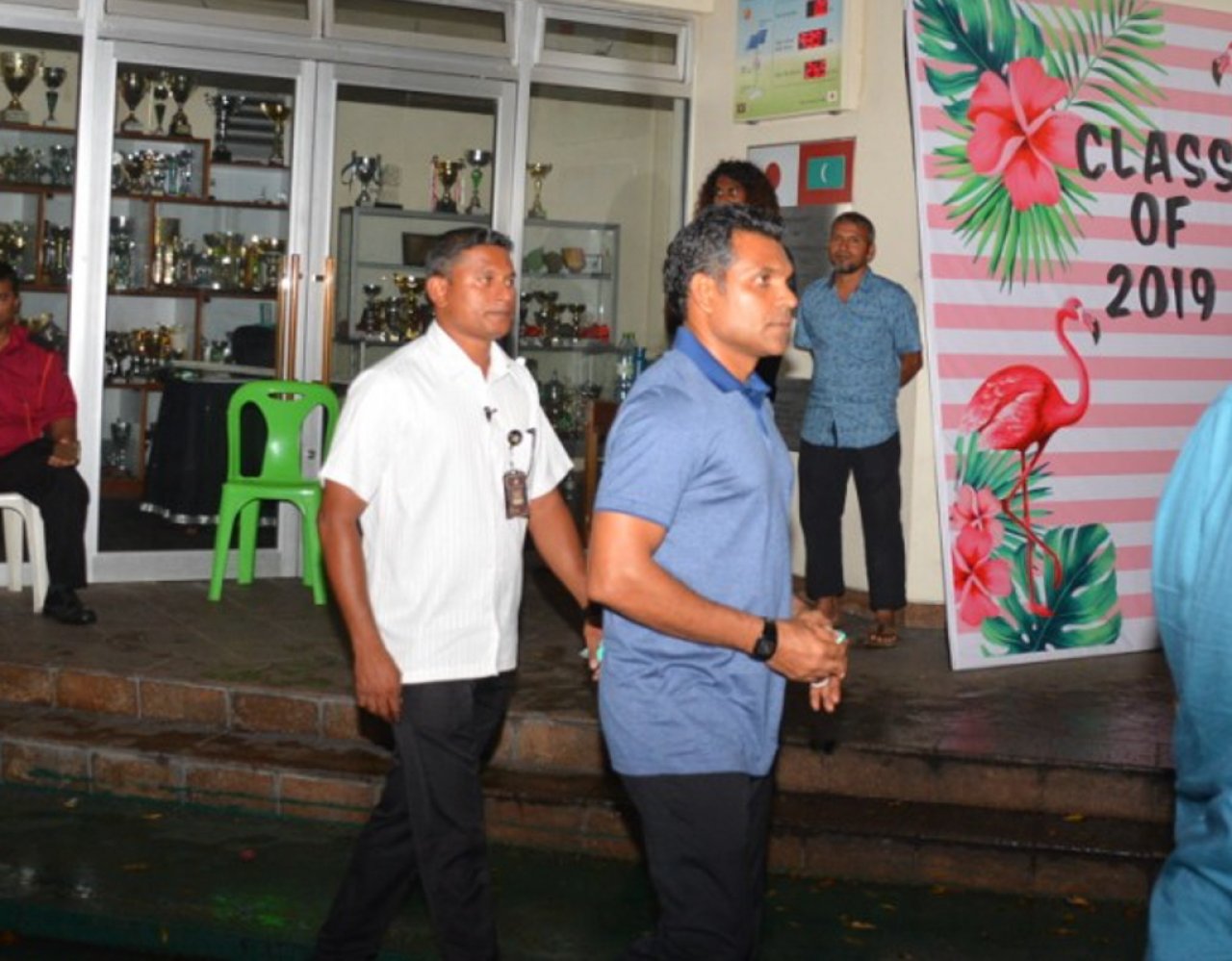 ހެންވޭރުގައި ހިނގި ބޮޑު އަލިފާނުގެ ހާދިސާ