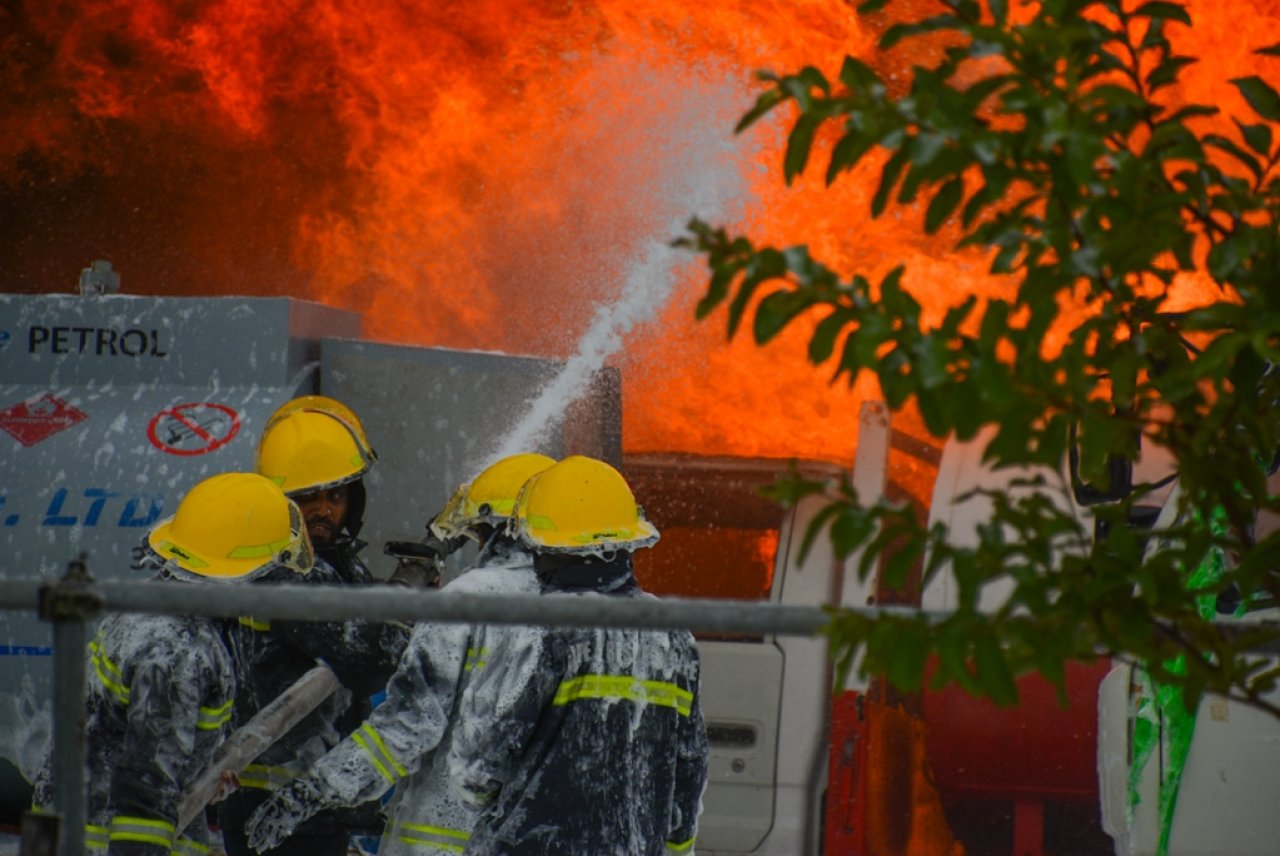 ޓީ ޖެޓީ ސަރަހައްދުގައި ހިނގައިދިޔަ އަލިފާނުގެ ހާދިސާ