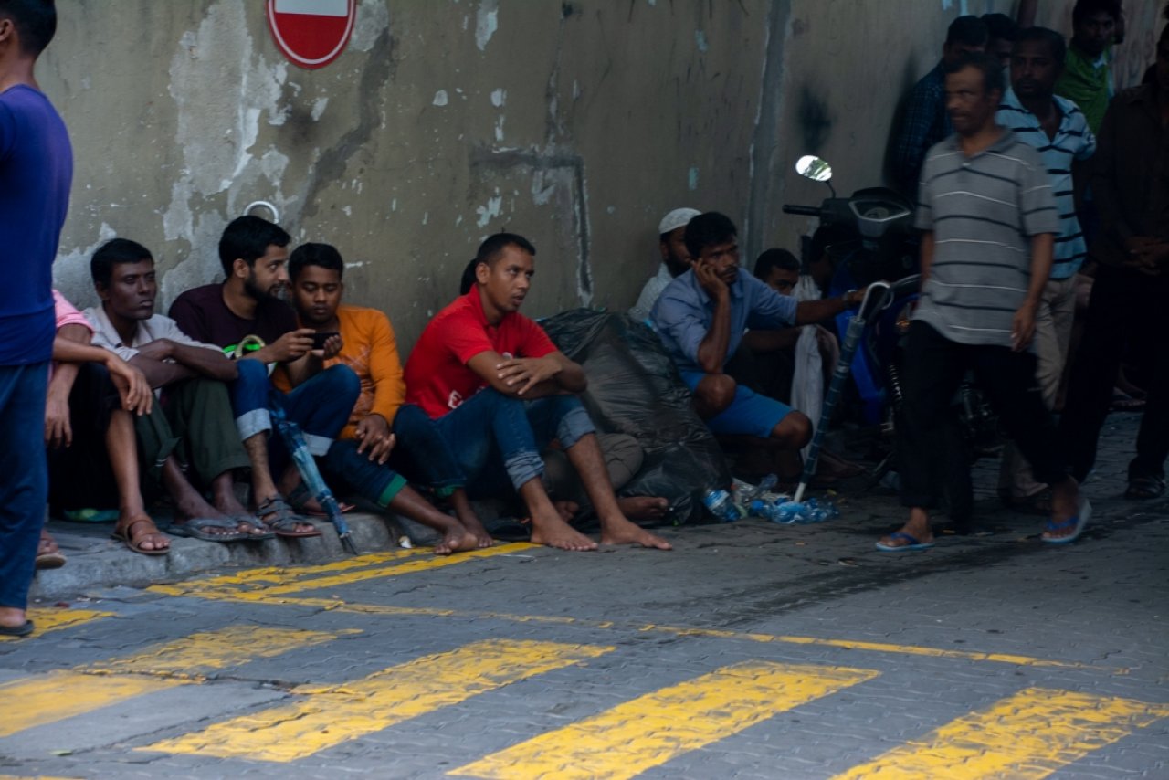 ގަވާއިދާ ހިލާފަށް އުޅޭ ބިދޭސީން ރަޖިސްޓަރީ ވުމަށް ހިންގާ ރެގިއުލޭޝަން ޕްރޮގްރާމް