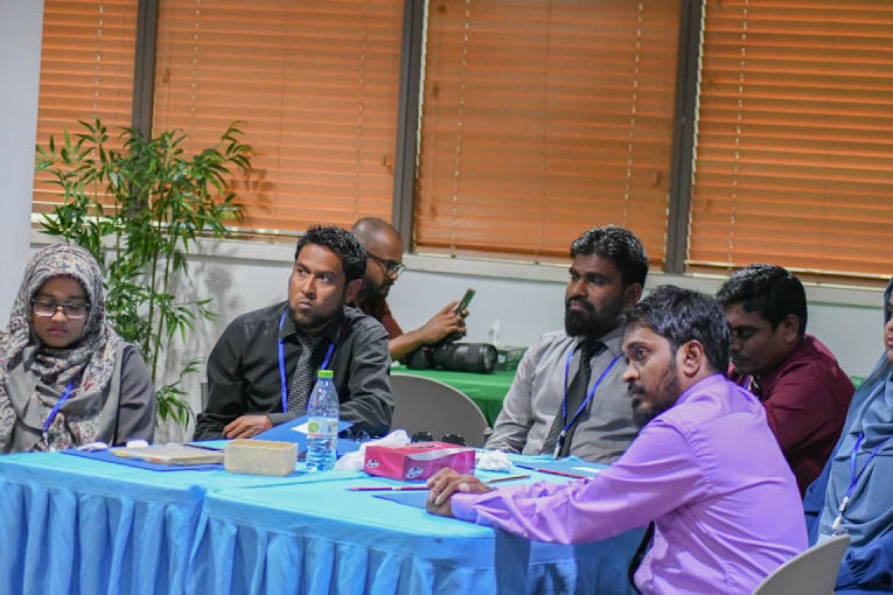 ކޯޓު އޮފިސަރުންގެ ތަމްރީނު ޕްރޮގްރާމް ނިންމުން