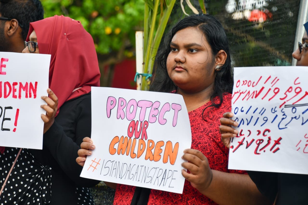 ފޮޓޯ: ޖިންސީ ގޯނާއާ ދެކޮޅަށް ކުރަމުންދާ އިހުތިޖާޖް