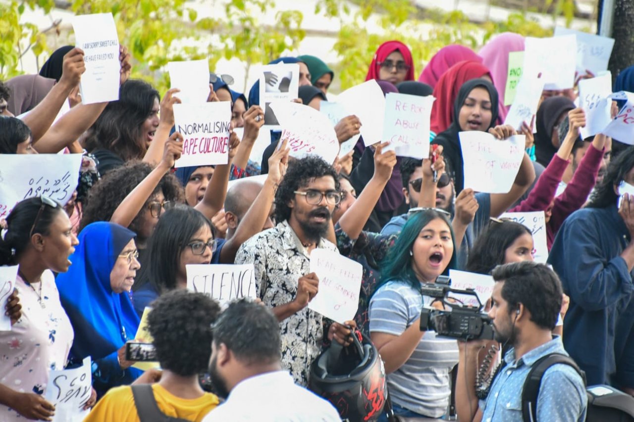 ފޮޓޯ: ޖިންސީ ގޯނާއާ ދެކޮޅަށް ކުރަމުންދާ އިހުތިޖާޖް