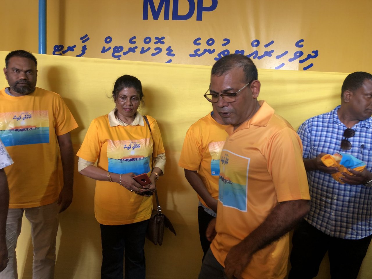 ލޯކަލް ކައުންސިލް: އެމްޑީޕީން ހިންގި ޕޯސްޓަރު ހަރުކުރުމުގެ ހަރަކާތް