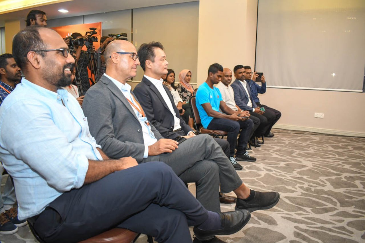  ދިރާގުން ސެމްސަންގް ގެލެކްސީގެ އެންމެ ފަހުގެ ފޯނު ޕްރީއޯޑާއަށް ހުޅުވާލައިފި