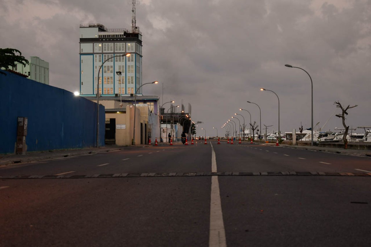 2 އޭޕްރީލް 2020 - މާލެ ސަރަހައްދަށް 3 ގަޑިއިރުގެ ކާފިއުއެއް އިއުލާންކުރުން