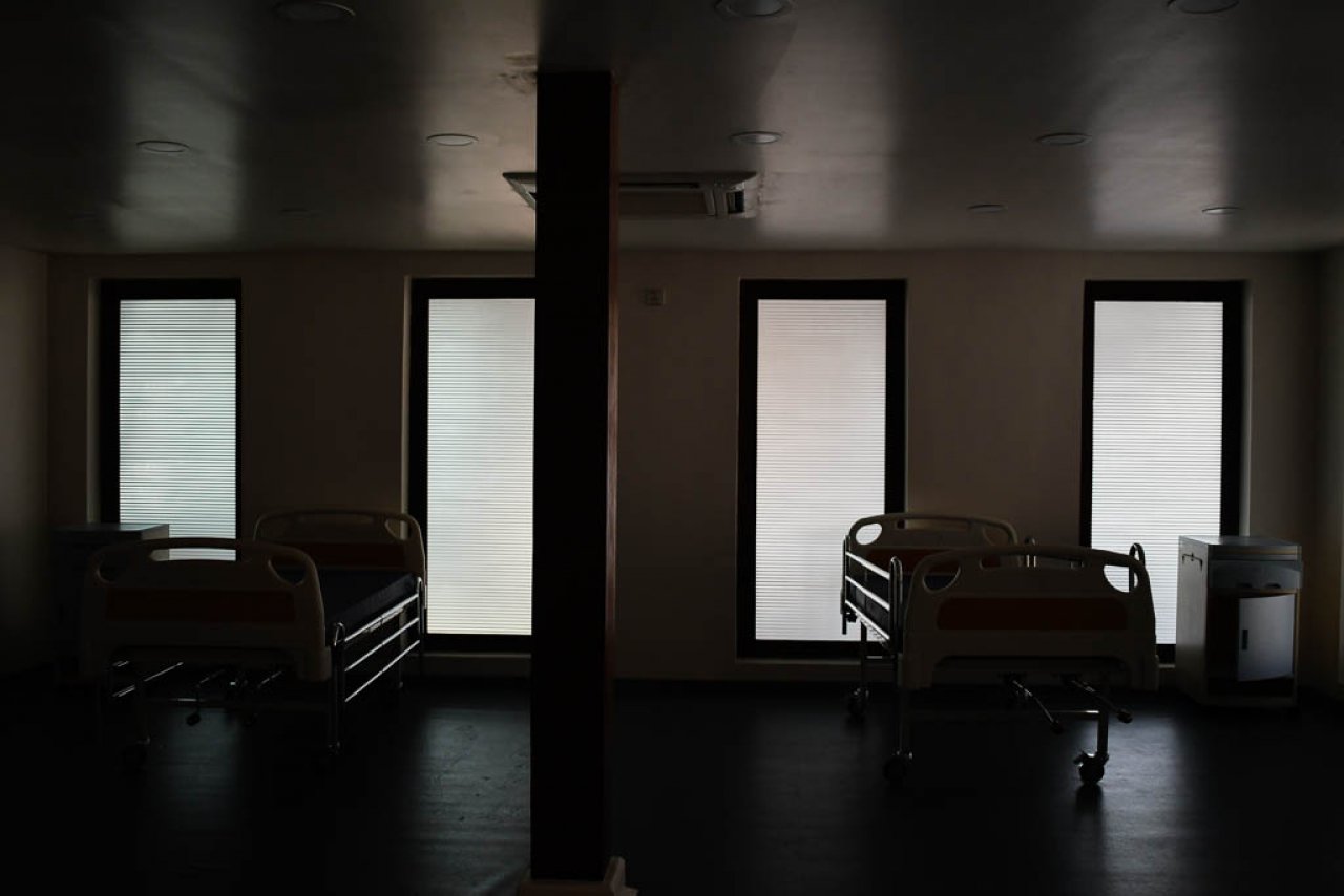 ފަރުކޮޅުފުށީގައި ގާއިމްކޮށްފައިވާ އައިސޮލޭޝަން ފެސިލިޓީ