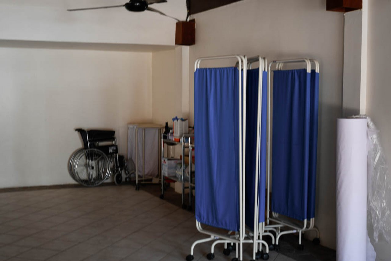 ފަރުކޮޅުފުށީގައި ގާއިމްކޮށްފައިވާ އައިސޮލޭޝަން ފެސިލިޓީ