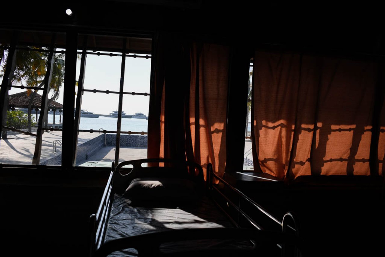 ފަރުކޮޅުފުށީގައި ގާއިމްކޮށްފައިވާ އައިސޮލޭޝަން ފެސިލިޓީ