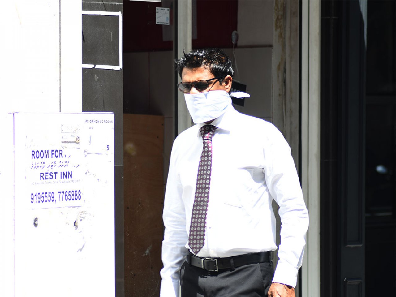 މާސްކް އަޅައިގެން މެންބަރުން މަޖިލީހަށް