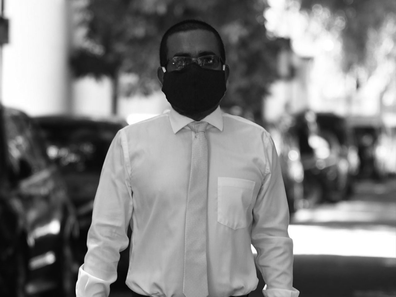 މާސްކް އަޅައިގެން މެންބަރުން މަޖިލީހަށް