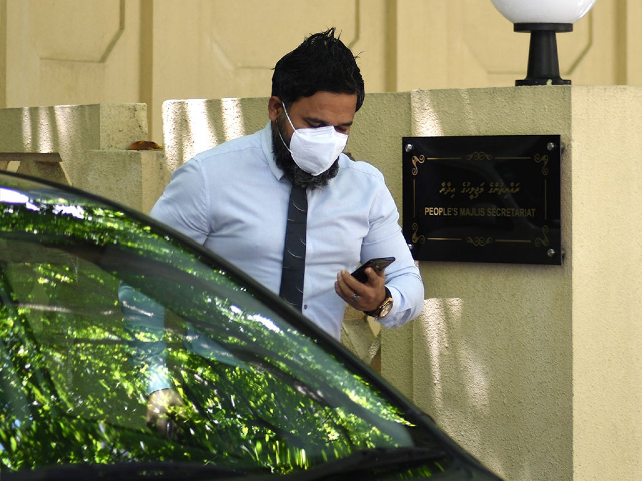 މާސްކް އަޅައިގެން މެންބަރުން މަޖިލީހަށް